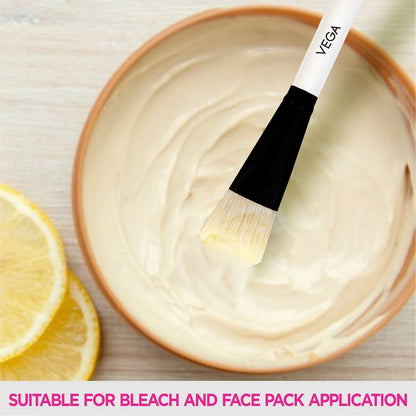 Vega Bristle Face Pack Brush White, 1 Piece
